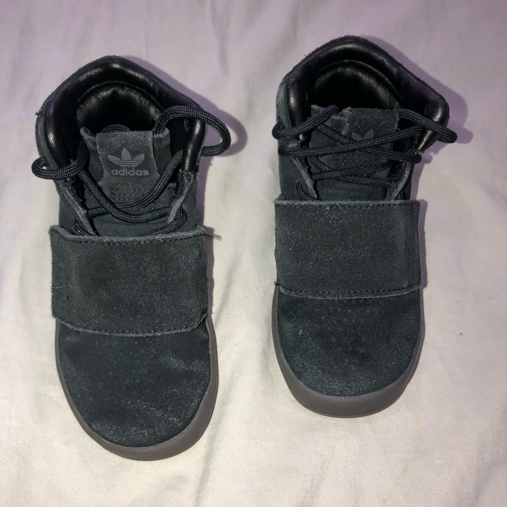 ADIDAS TUBULAR INVADER kids shoes